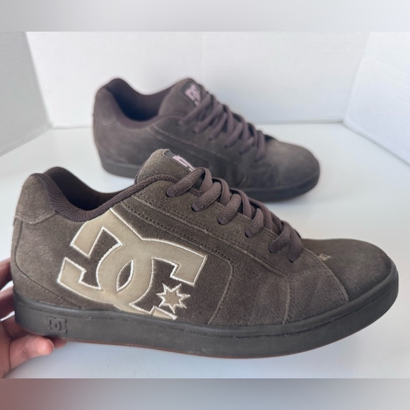 Vintage Y2K DC NET 302361 Brown Skate Shoes Men’s Size 8.5 - Picture 1 of 10